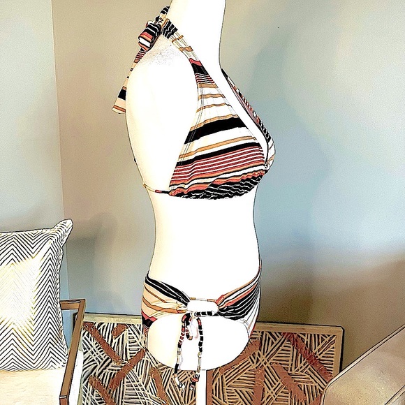 InGear Orange, Brown, and White String 👙 Bikini 👙 with Adjustable Bottoms. - Picture 4 of 9